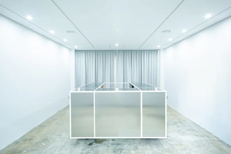 【天神駅5分／25㎡】ポップアップストアや展示会に最適！天神エリア中心部にある白基調のイベントスペース