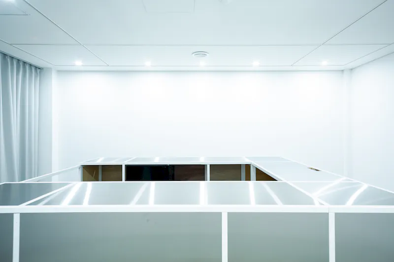 【天神駅5分／25㎡】ポップアップストアや展示会に最適！天神エリア中心部にある白基調のイベントスペース