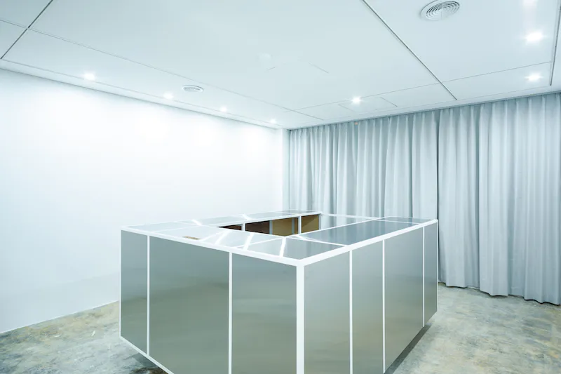 【天神駅5分／25㎡】ポップアップストアや展示会に最適！天神エリア中心部にある白基調のイベントスペース