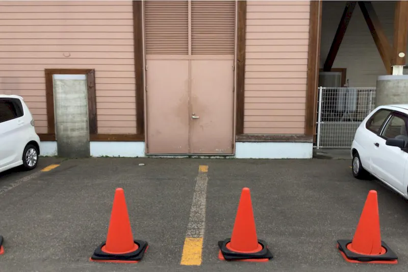 【ダイナム釧路宝町店ゆったり館｜割引キャンペーン実施中】キッチンカーやプロモーションに最適なアミューズメント施設のイベントスペース（駐車場①）
