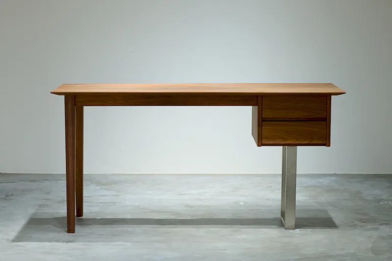 【TEKOTE SPACE｜千駄ヶ谷駅4分】店舗奥に広がる静謐な白基調の路面1Fギャラリースペース