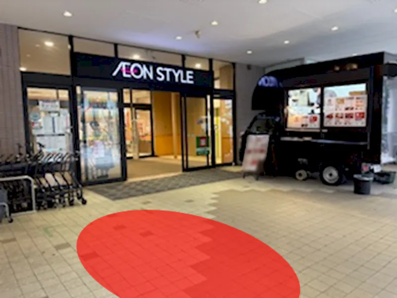 【ゆみ～る鎌取ショッピングセンター】キッチンカーでの出店に最適な施設出入口付近にある半屋外スペース②の画像4