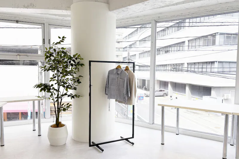 【薬院駅4分｜土日祝日期間限定価格】ポップアップストアや展示会に最適な薬院エリアにある清潔感あふれるレンタルスペース　