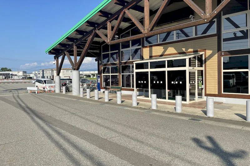 【ダイナム石川小松店｜割引キャンペーン実施中】キッチンカーでの出店に最適なアミューズメント施設の駐車場イベントスペース