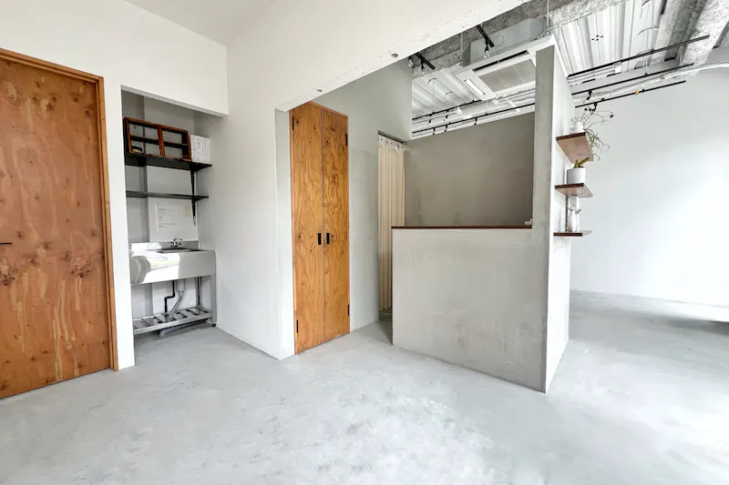 【牛込柳町駅2分】展示会・POPUP・撮影に｜天井高3.2m・40㎡・自然光豊富な路面スペース
