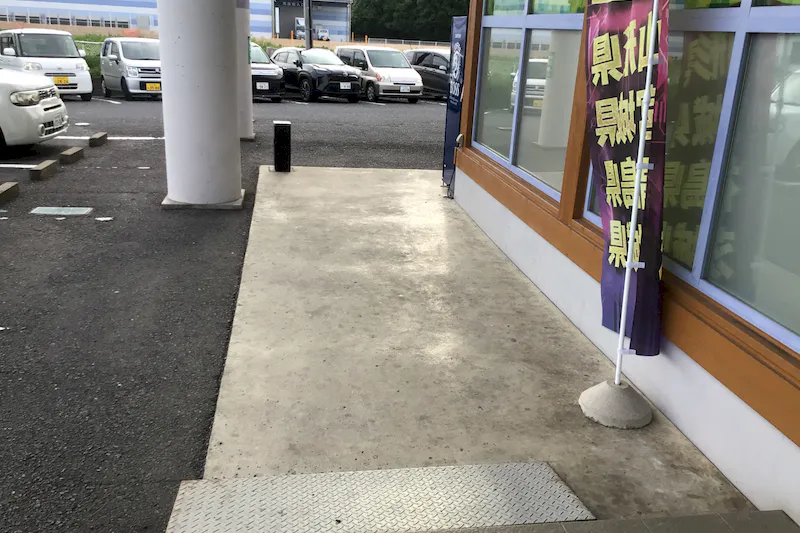 【ダイナム那珂町店ゆったり館｜割引キャンペーン実施中】キッチンカー出店やプロモーションイベントに最適なアミューズメント施設のイベントスペース