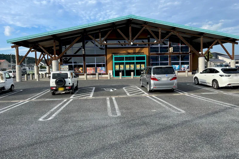 【ダイナム千葉成東店｜割引キャンペーン実施中】キッチンカーや各種プロモーションイベントに最適なアミューズメント施設のイベントスペース