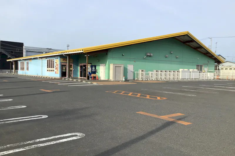【ダイナム宮城石巻店ゆったり館｜割引キャンペーン実施中】キッチンカーやプロモーションに最適なアミューズメント施設のイベントスペース