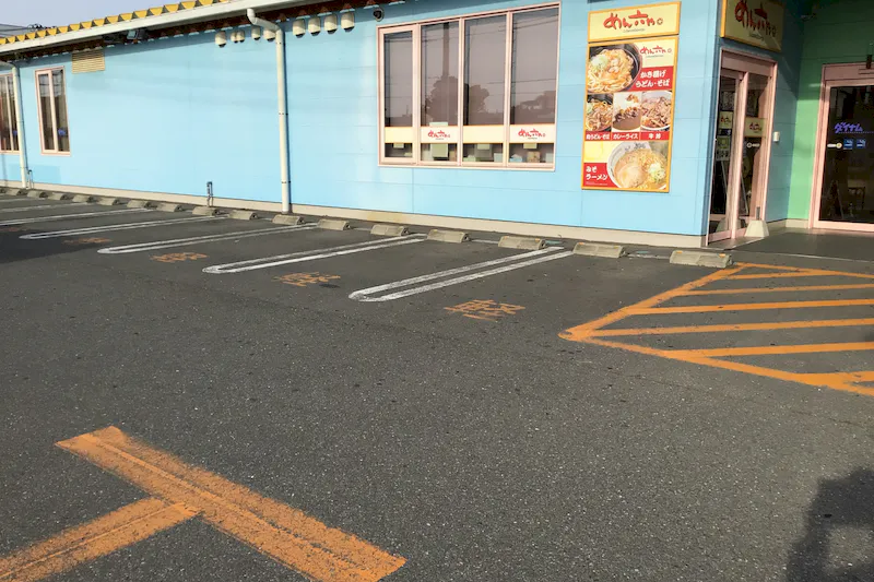 【ダイナム宮城石巻店ゆったり館｜割引キャンペーン実施中】キッチンカーやプロモーションに最適なアミューズメント施設のイベントスペース