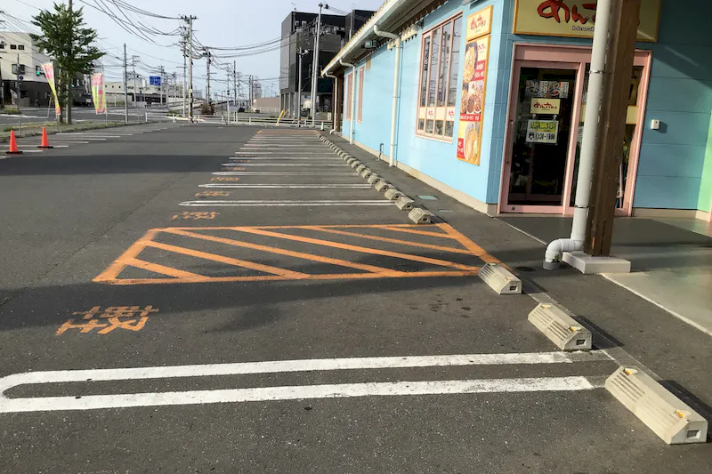 【ダイナム宮城石巻店ゆったり館｜割引キャンペーン実施中】キッチンカーやプロモーションに最適なアミューズメント施設のイベントスペース