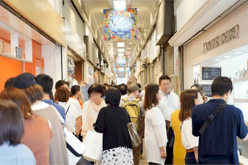 【三宮高架商店街ピアザkobe山側No.56】ポップアップストアや販売促進イベントに最適な高架下商店街内のイベントスペース