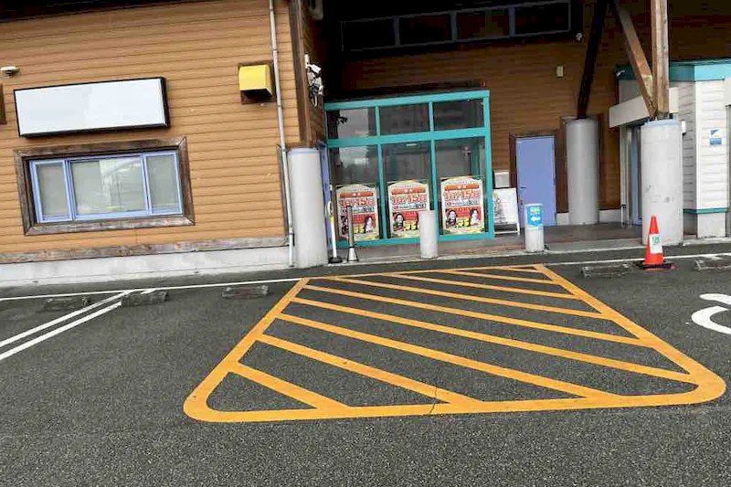 【ダイナム熊本二本木店｜割引キャンペーン実施中】キッチンカー出店やプロモーションイベントに最適なアミューズメント施設のイベントスペース