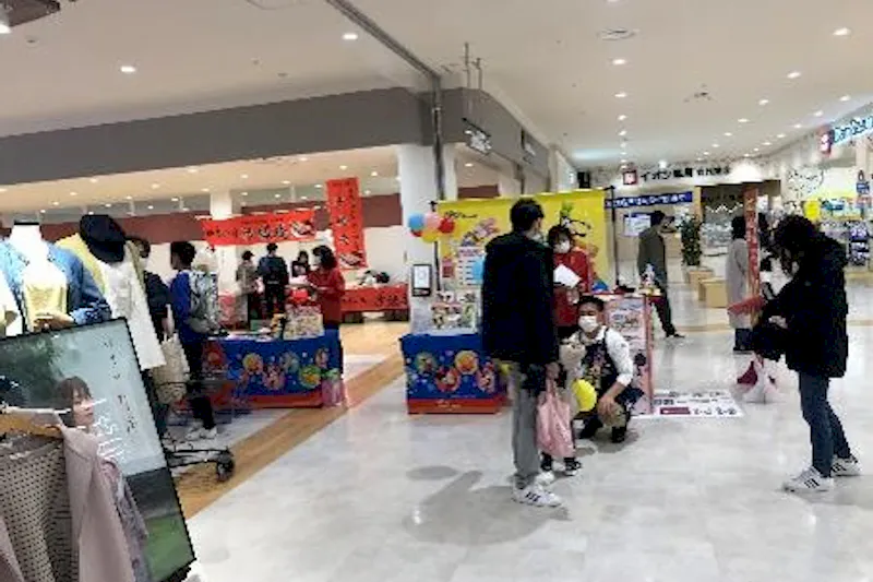 【イオンタウン能代】ポップアップストアやセールスプロモーションに適した大型スーパー目の前のイベントスペース