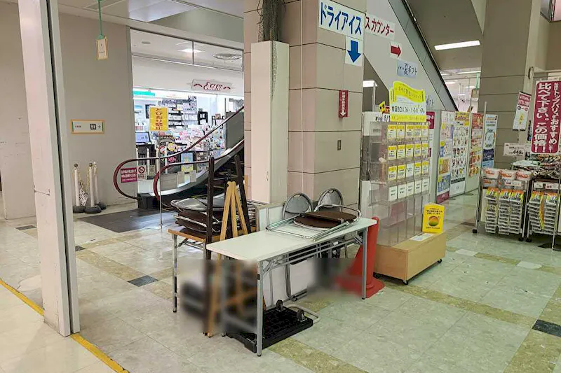 【イオン鴨川店】各種プロモーションや物販に適した地域の人々に愛される駅近ショッピングセンター内1階エスカ脇イベントスペース