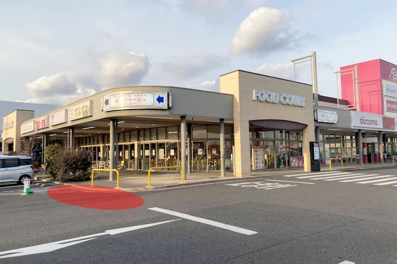 【イオンタウン刈谷】キッチンカー等の移動販売に最適な視認性抜群の屋外スペースの画像