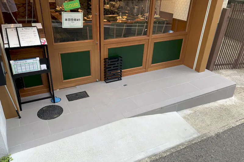 【六甲駅1分】物販、食物販のポップアップストアやプロモーションに最適な店舗前軒先のイベントスペース