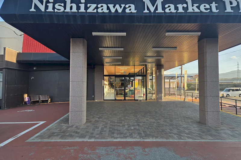 【双葉食彩館】キッチンカー出店やプロモーション催事に最適な屋外軒下スペース