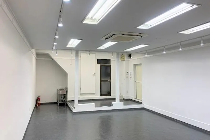 【阿佐ヶ谷駅2分】食物販や出張販売、アパレルの物販に利用可能なパールセンター商店街に面した貸店舗②