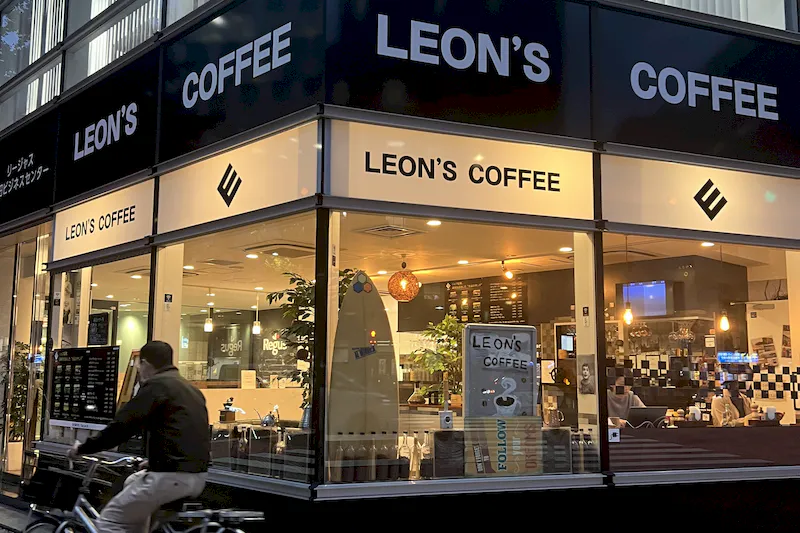 【立地良！コラボも可能】 〜LEONを貸切るという贅沢〜 プロモーションに最適な視認性の高い交差点に面したお洒落カフェ