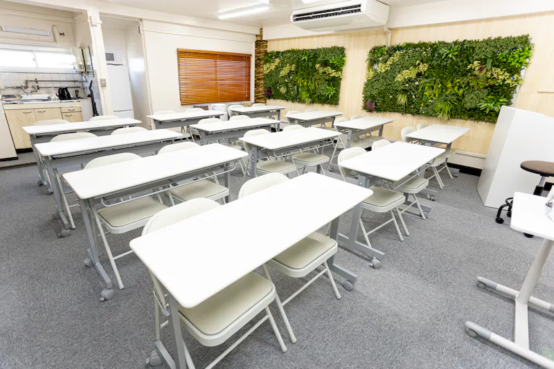 【新宿駅5分】最大44名収容ワンフロア貸切可能、セミナー・交流会に最適なレンタルスペース