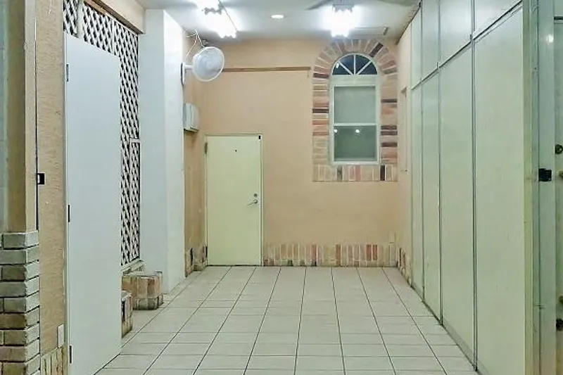 【神楽坂駅2分】多くの人が行き交う神楽坂商店街の路面貸店舗