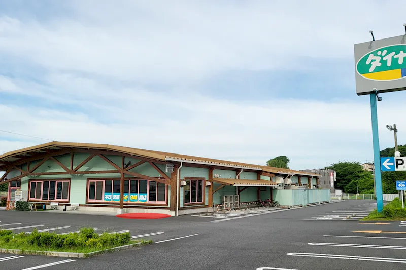 【ダイナム岐阜各務原鵜沼店ゆったり館｜割引キャンペーン実施中】キッチンカーや各種プロモーションイベントに最適なアミューズメント施設のイベントスペース