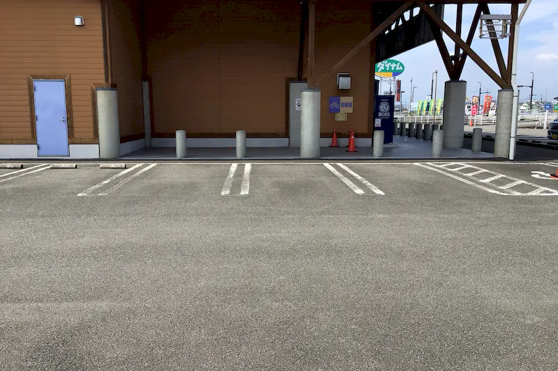 【ダイナム徳島板野店ゆったり館｜割引キャンペーン実施中】キッチンカーやプロモーションに最適なアミューズメント施設のイベントスペース