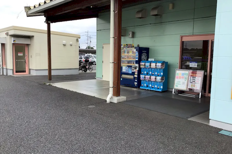 【ダイナム埼玉深谷花園店ゆったり館｜割引キャンペーン実施中】キッチンカーやプロモーションイベントに最適なアミューズメント施設のイベントスペース