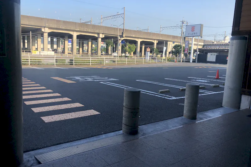 【ダイナム児島店ゆったり館｜割引キャンペーン実施中】キッチンカーや各種プロモーションに最適なアミューズメント施設のイベントスペース（駐車場）