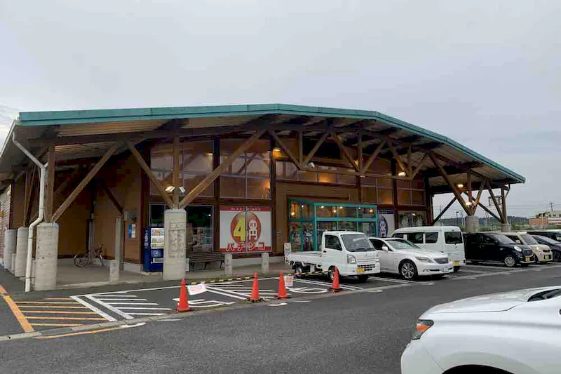 【ダイナム千葉小見川店｜割引キャンペーン実施中】キッチンカーの出店に最適なアミューズメント施設のイベントスペース