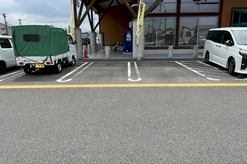 【ダイナム高知土佐店｜割引キャンペーン実施中】キッチンカーやプロモーションに最適なアミューズメント施設のイベントスペース(店舗駐車場）