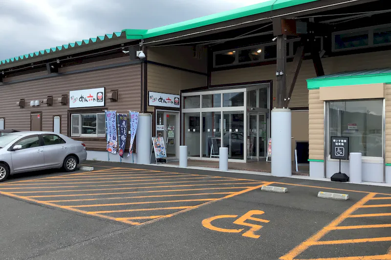 【ダイナム福井鯖江店ゆったり館｜割引キャンペーン実施中】キッチンカーでの出店に最適なアミューズメント施設のイベントスペース