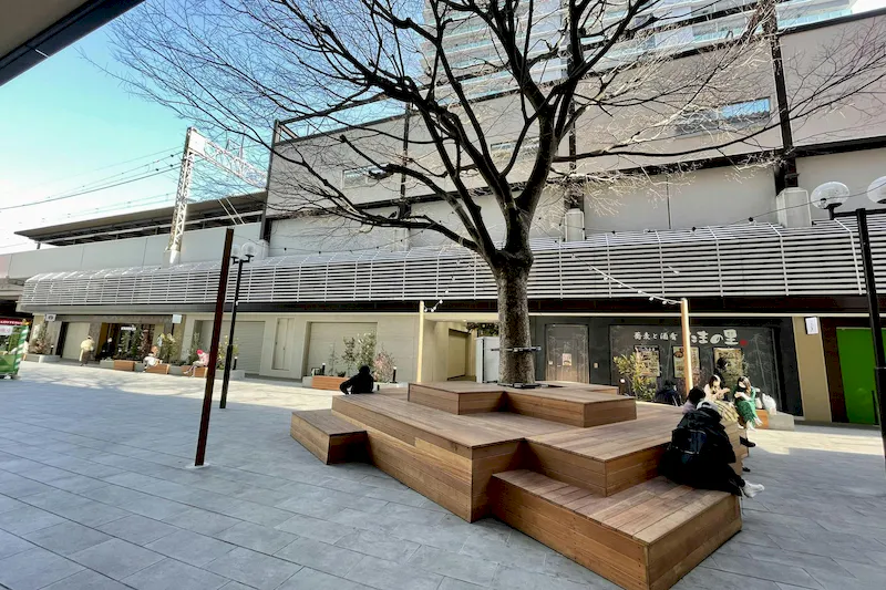 【京王クラウン街笹塚】物販やワークショップ、キッチンカーなどに最適なけやき広場