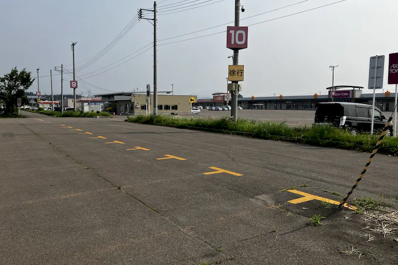 【ダイナム秋田たかのす店ゆったり館｜割引キャンペーン実施中】キッチンカーに最適なアミューズメント施設のイベントスペース