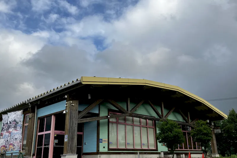【ダイナム秋田たかのす店ゆったり館｜割引キャンペーン実施中】キッチンカーに最適なアミューズメント施設のイベントスペース