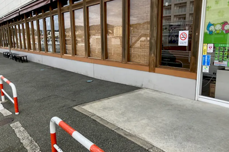 【ダイナム福岡福津店ゆったり館｜割引キャンペーン実施中】キッチンカー出店やプロモーションイベントに最適なアミューズメント施設のイベントスペース