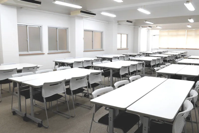 【飯田橋駅3分】設備充実で広さのある4階会議室(大A)