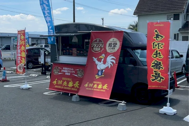 【ダイナム福岡大刀洗店ゆったり館｜割引キャンペーン実施中】キッチンカー出店やプロモーションイベントに最適なアミューズメント施設のイベントスペース①（めん六や側）