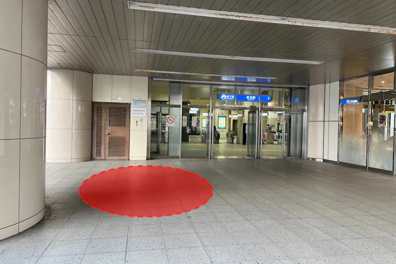 【横浜市営地下鉄ブルーライン新羽駅｜割引キャンペーン実施中】各種プロモーションや物販、食物販のポップアップストアに最適な改札外出口付近の屋外イベントスペースの画像