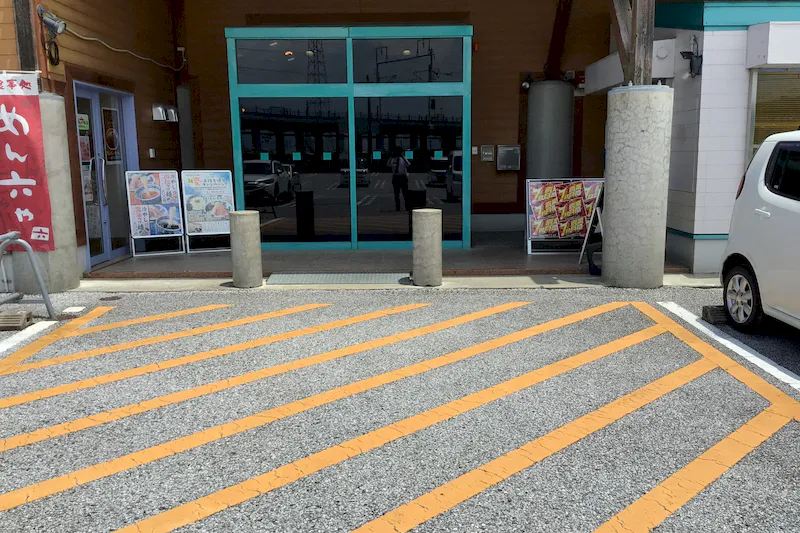 【ダイナム近江店｜割引キャンペーン実施中】キッチンカーや各種プロモーションイベントでの出店に最適なアミューズメント施設のイベントスペース