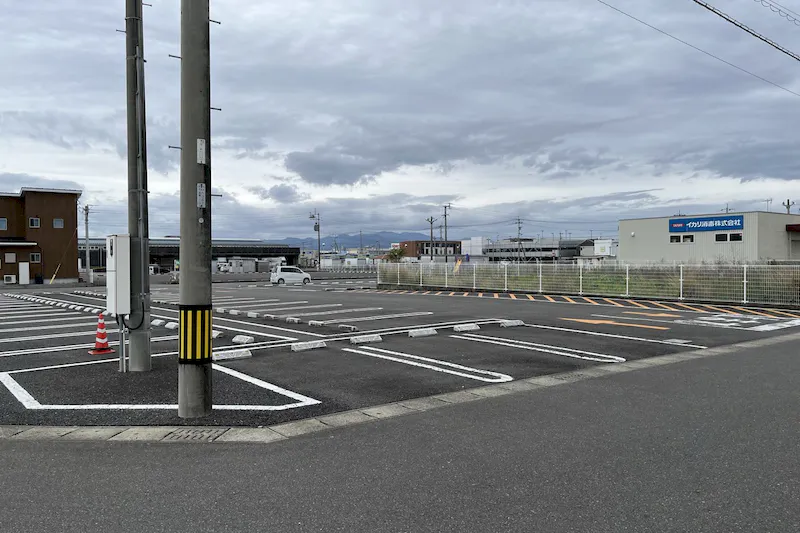 【ダイナム宮崎昭栄店ゆったり館｜割引キャンペーン実施中】キッチンカー出店やプロモーションイベントに最適なアミューズメント施設のイベントスペース