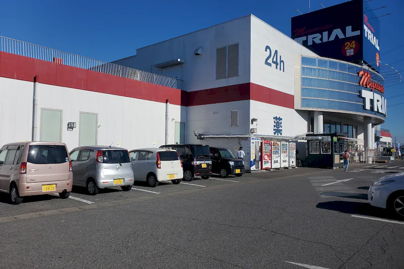 【メガセンタートライアル筑西店】メガセンタートライアル筑西店　キッチンカースペース