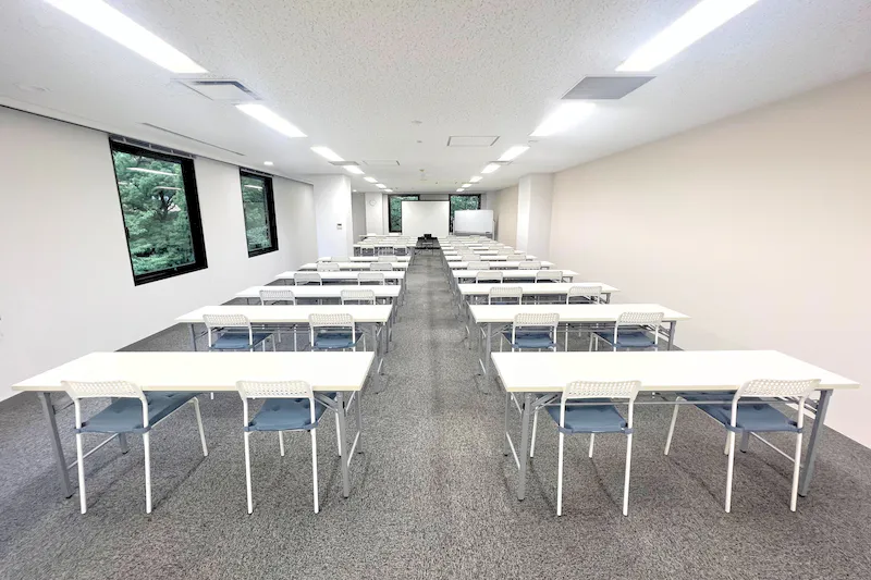 【六本木一丁目駅4分】招待制の製品PR会や受注販売会に適した80名程度収容可能なレンタルスペース