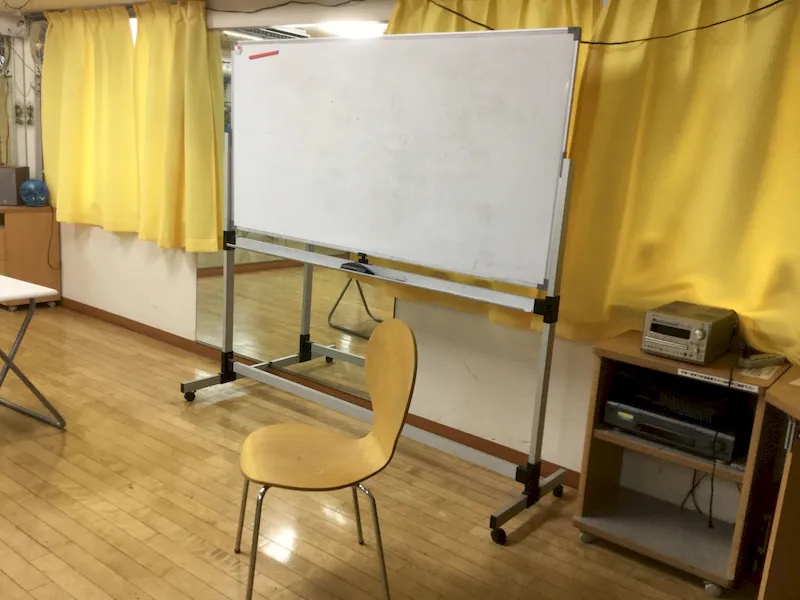 ホワイトボードもありセミナーなどでもご利用いただけます。