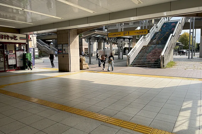 【横浜市営地下鉄ブルーライン中川駅｜割引キャンペーン実施中】各種プロモーションやサンプリングに最適な改札外1階出口前のイベントスペース