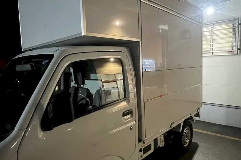 【ダイナム北海道札幌清田店ゆったり館｜割引キャンペーン実施中】キッチンカーや各種プロモーションに最適なアミューズメント施設のイベントスペース（駐車場）