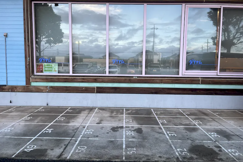 【ダイナム栃木真岡店｜割引キャンペーン実施中】キッチンカーや各種プロモーションイベントに最適なアミューズメント施設のイベントスペース