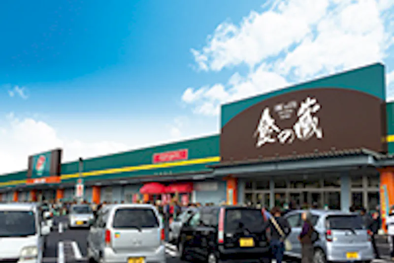 【HIヒロセスーパーコンボ臼杵店】物販・キッチンカー出店に最適なホームセンターの駐車場スペースの画像