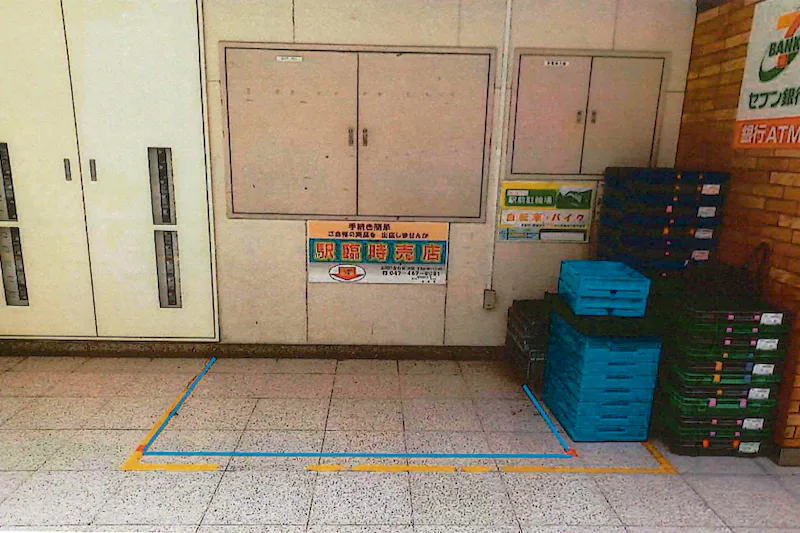 【鎌ヶ谷大仏駅】（改札外）食物販やポップアップストアに最適な人の流動が多い改札前コンコース