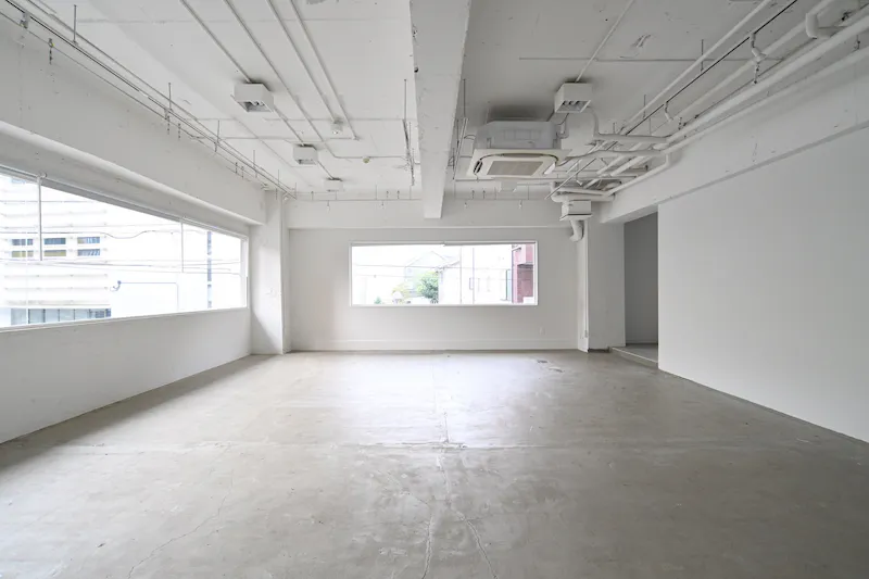 【代官山｜渋谷駅8分｜UPPER STUDIO】自然光が入る贅沢なクリエイティブスペース